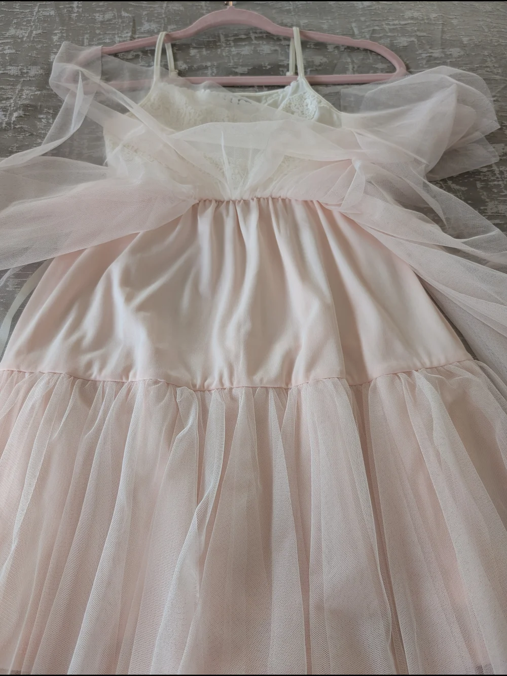 Girls Pink Tulle Party Dress with White Lace Bodice